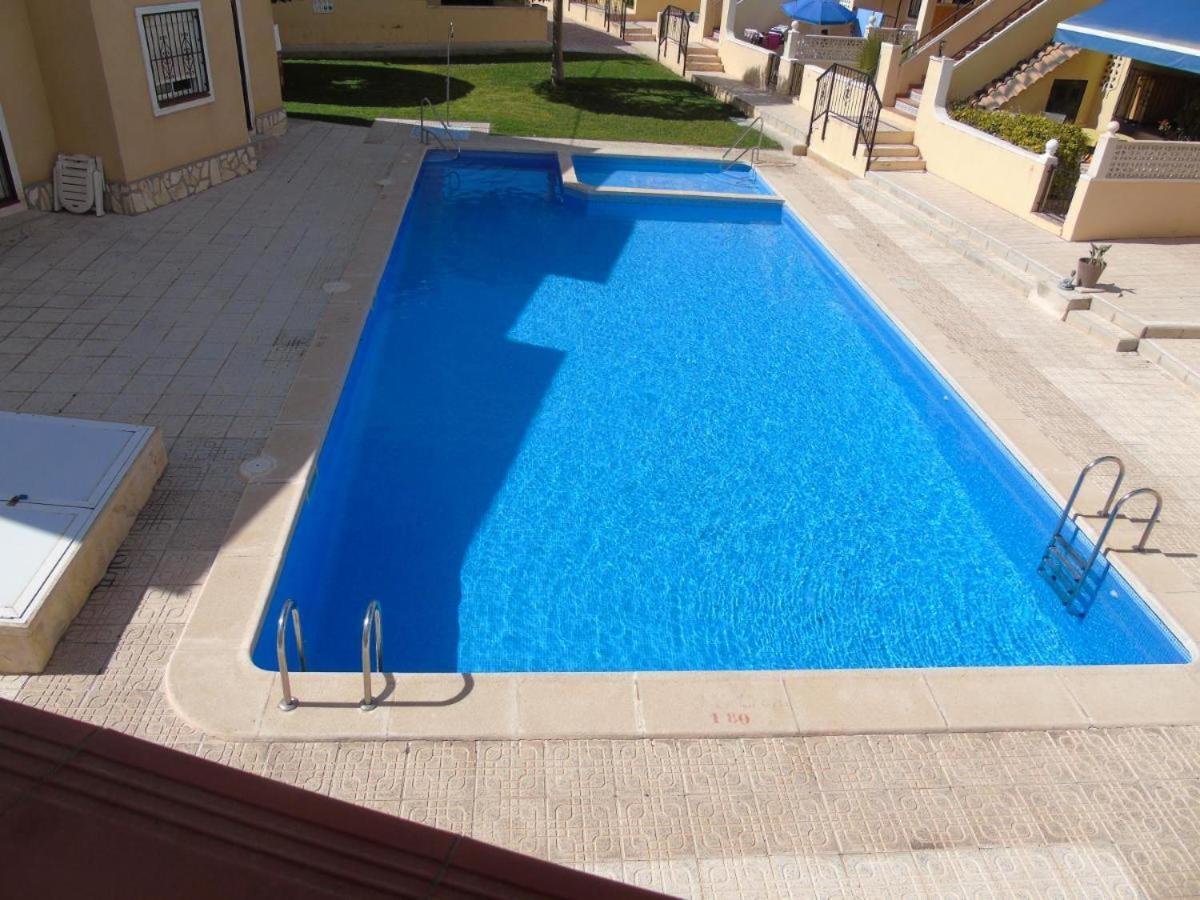 Villa Martin Secure Complex Two Bed Apartment With Access To Six Pools Сан Мигел де Салинас Екстериор снимка