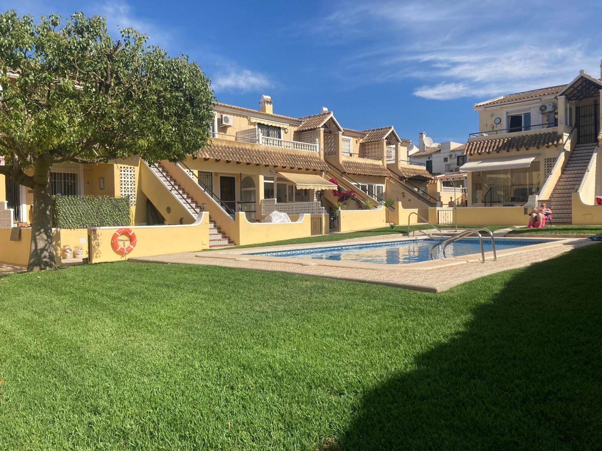 Villa Martin Secure Complex Two Bed Apartment With Access To Six Pools Сан Мигел де Салинас Екстериор снимка