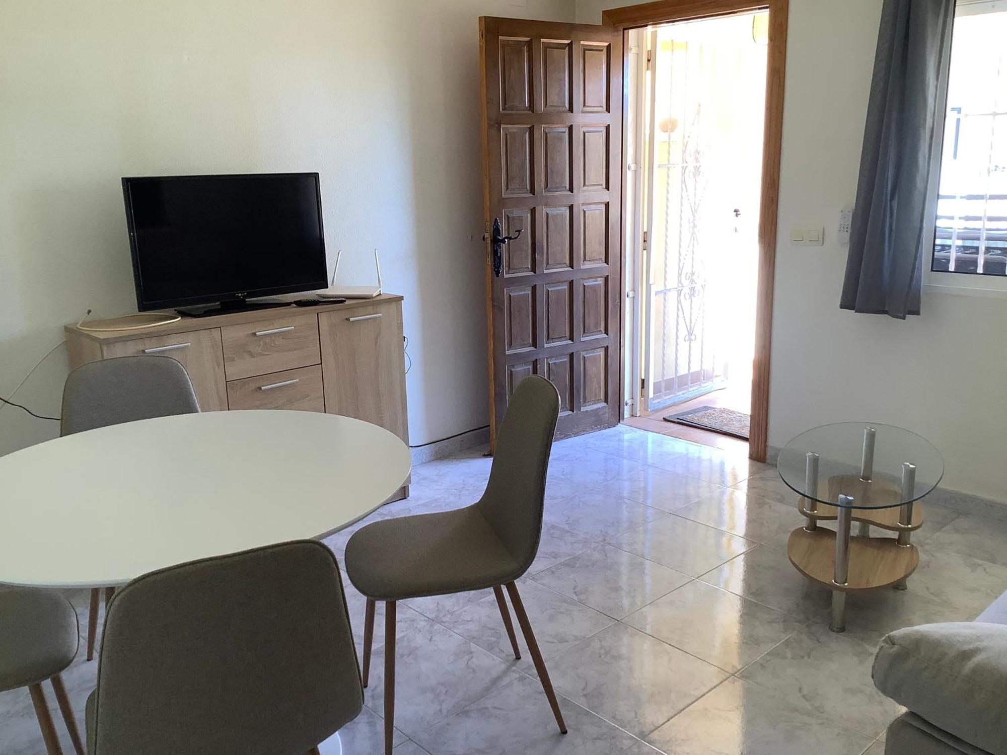 Villa Martin Secure Complex Two Bed Apartment With Access To Six Pools Сан Мигел де Салинас Екстериор снимка